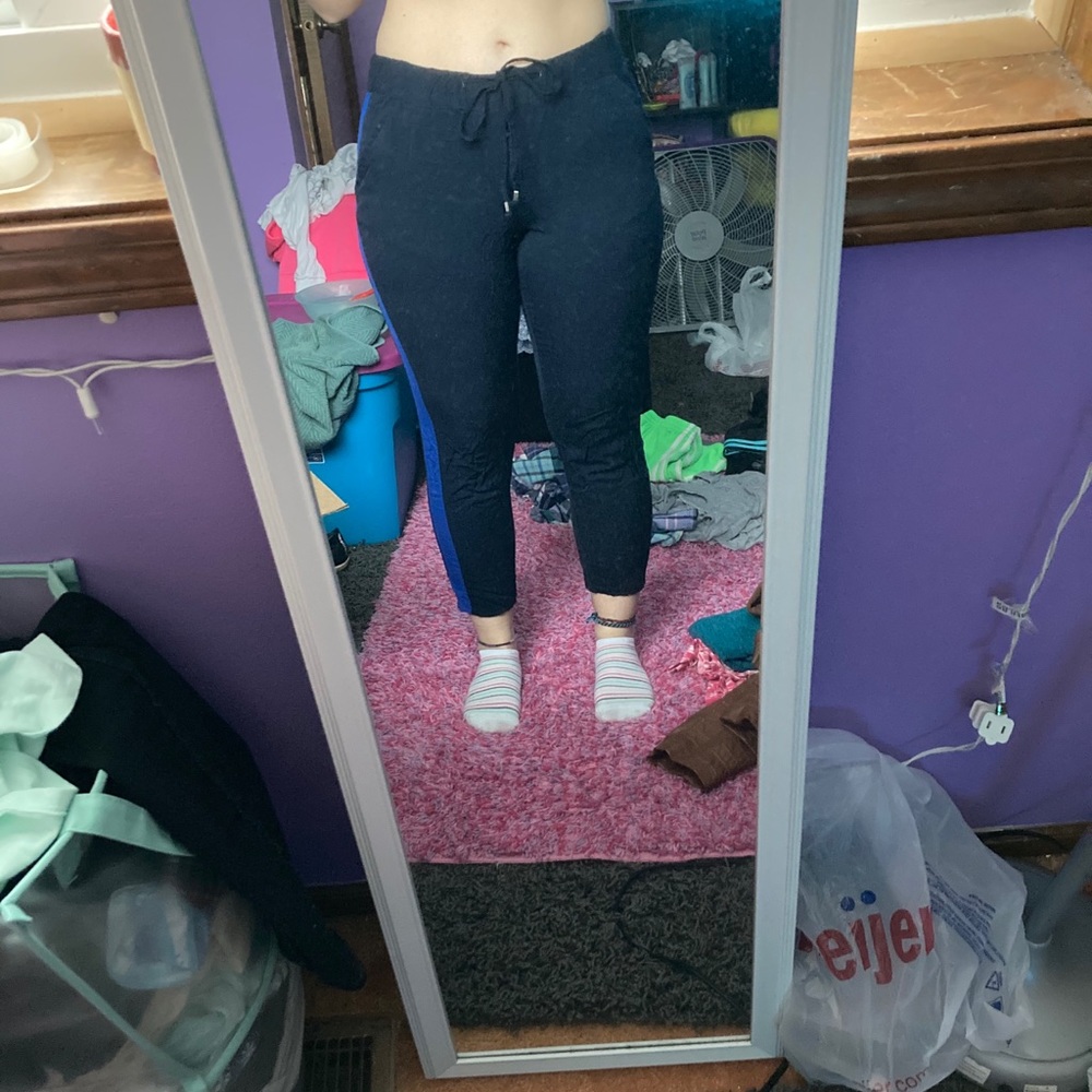 Old navy workout pants with blue stripe